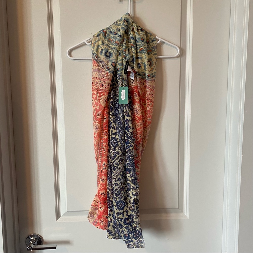 Infinity scarf